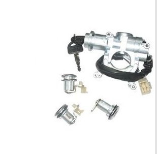 一汽佳宝t51 全车锁芯 前门/油箱门锁芯 点火开关 带钥匙佳宝配件