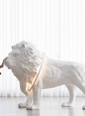 北欧后现代狮子雕塑落地灯现代客厅大型led灯别墅酒店样板间灯具