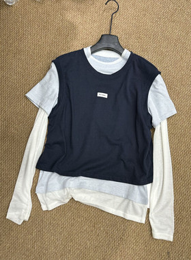 2026年春季新款韩版设计感拼接撞色宽松显瘦圆领长袖假两件上衣女