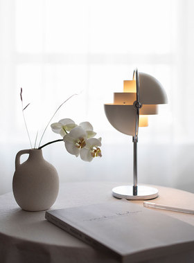 丹麦Multi-lite Portable 便携灯北欧卧室吧台餐桌可旋转无线台灯