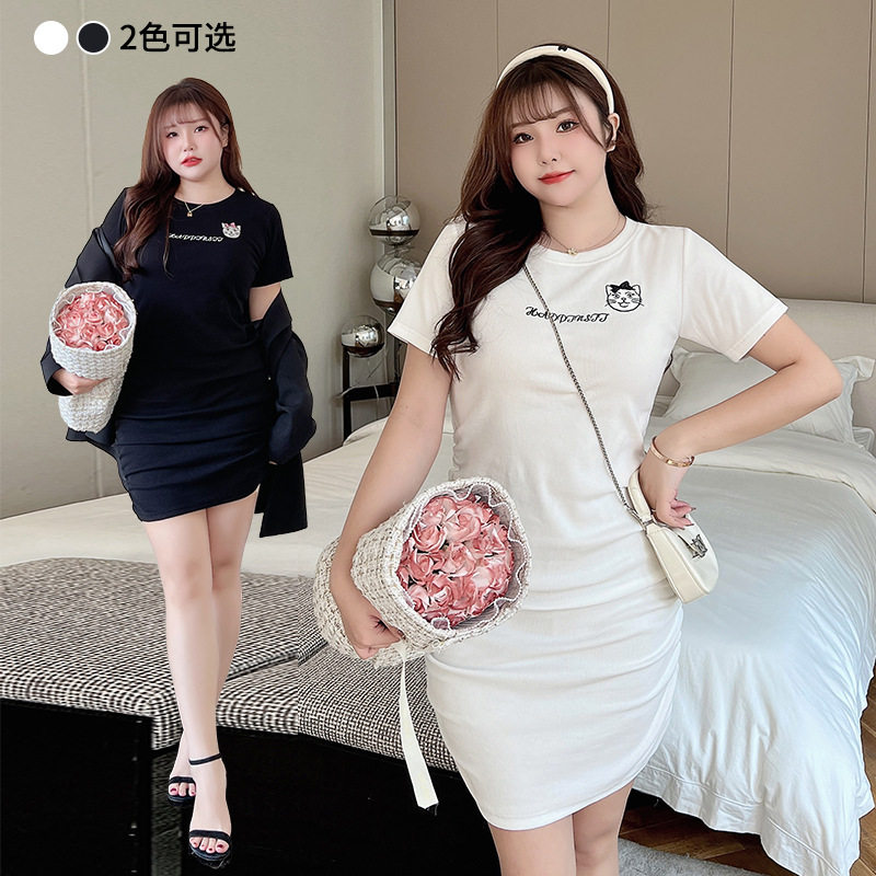 2023新款内搭黑白色甜系猫咪刺绣抽褶修身连衣裙