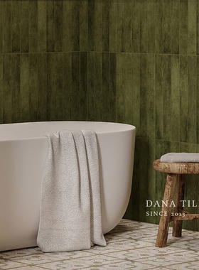 法式复古墨绿色瓷砖300X900卫生间墙砖民宿咖啡厅长条砖浴室地砖