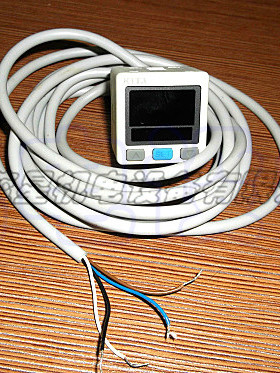 台湾KITA真空低压数字式压力开关KP42C-02-F1新型号KP43C-010-F1