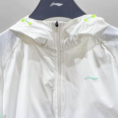 李宁2025夏季女款运动休闲防晒透气速干风衣皮肤衣外套时尚潮流