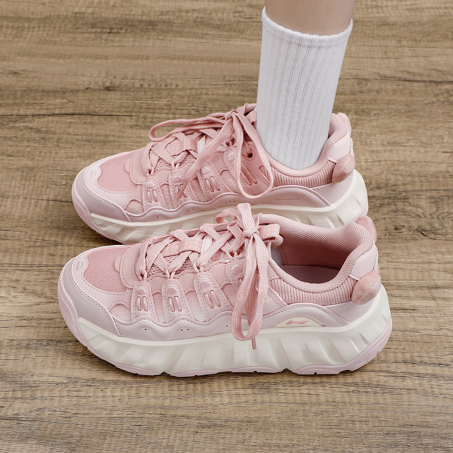 李宁2025冬季新款女正品宝可梦联名系列曲奇减震回弹经典休闲鞋