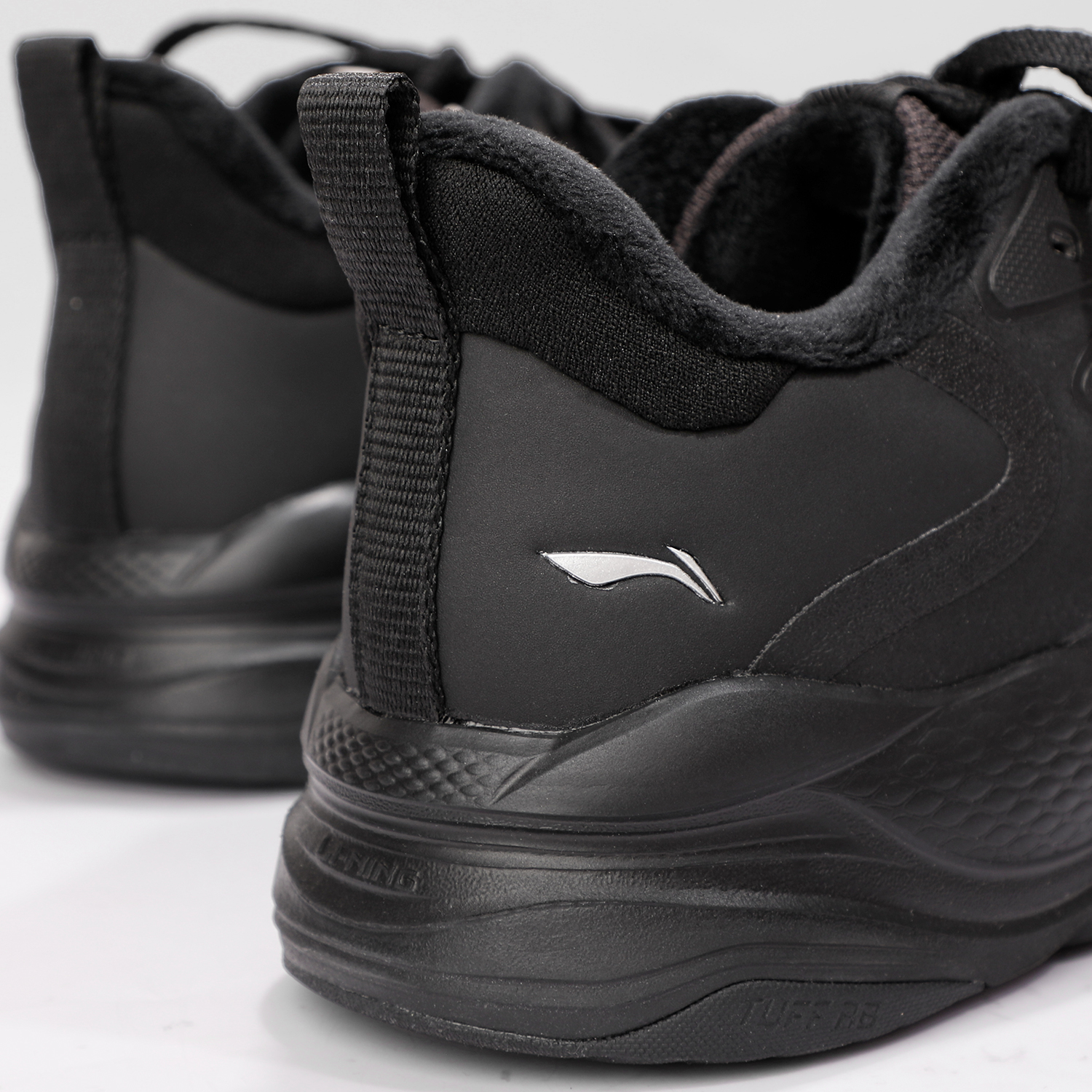 李宁运动鞋FLEECE男款32