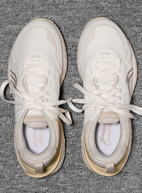 李宁运动鞋女款2024冬季新款轻便减震潮流耐磨慢跑休闲鞋AGLU244