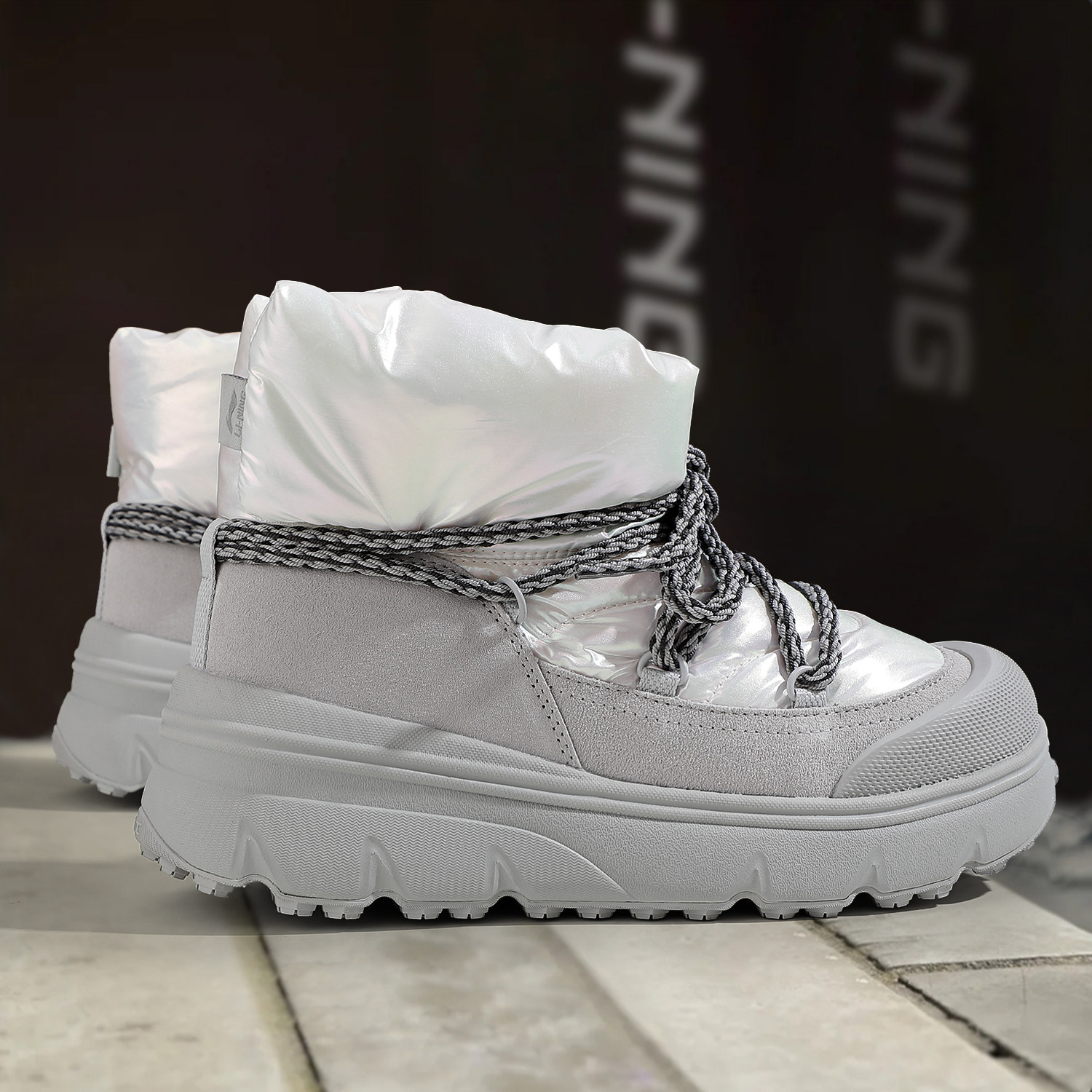 李宁蜜糖BOOT系列2025冬季新款女子耐磨潮流百搭舒适运动休闲鞋