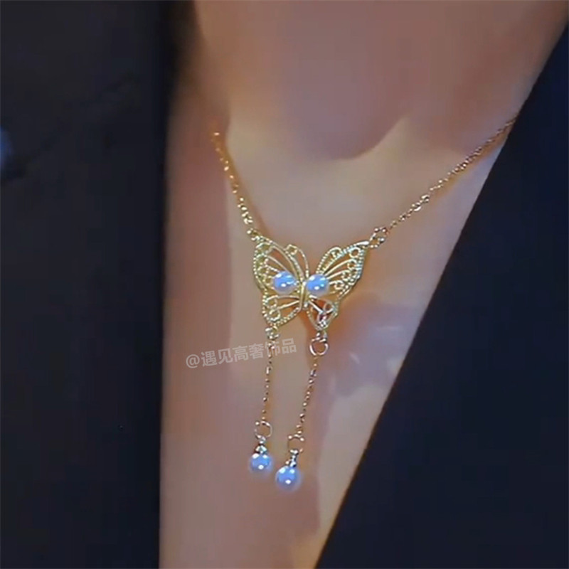 钛钢不掉色长款珍珠流苏蝴蝶项链女新中式气质轻奢小众磁吸锁骨链