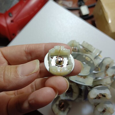电机配件370碳刷后盖加厚耐磨马达玩具Diy后盖直径:23.5㎜