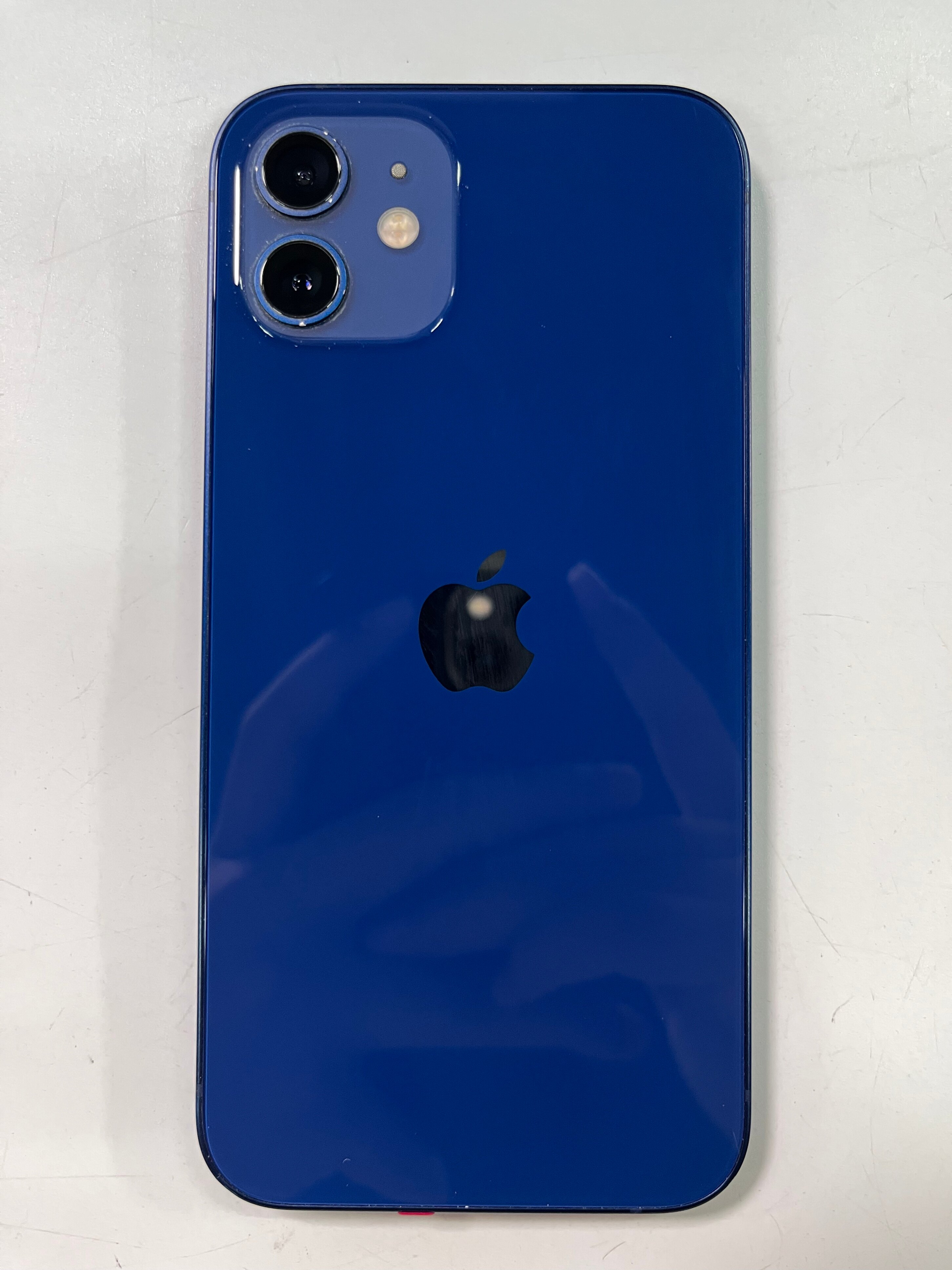 472151  iphone 12 蓝色 256g 国行 成色差 屏划 换过电池