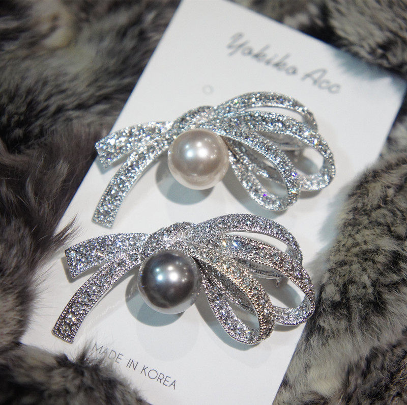 韩国蝴蝶结胸针超闪百搭气质珍珠镶钻西装工作制服别针高档奢华