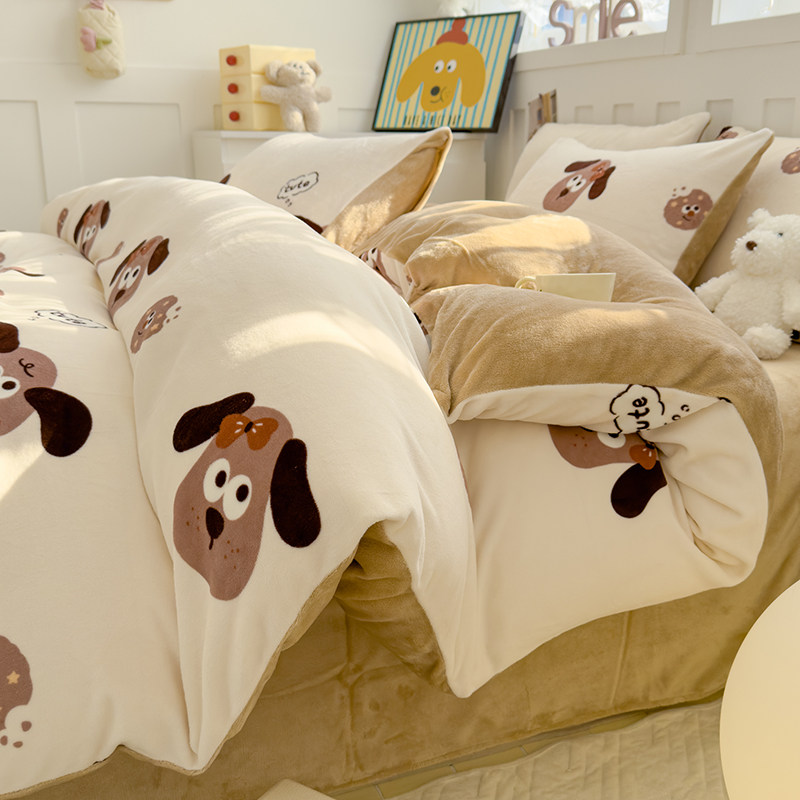 卡通牛奶绒四件套学生宿舍冬天保暖被套珊瑚绒纯色床单1.5m三件套