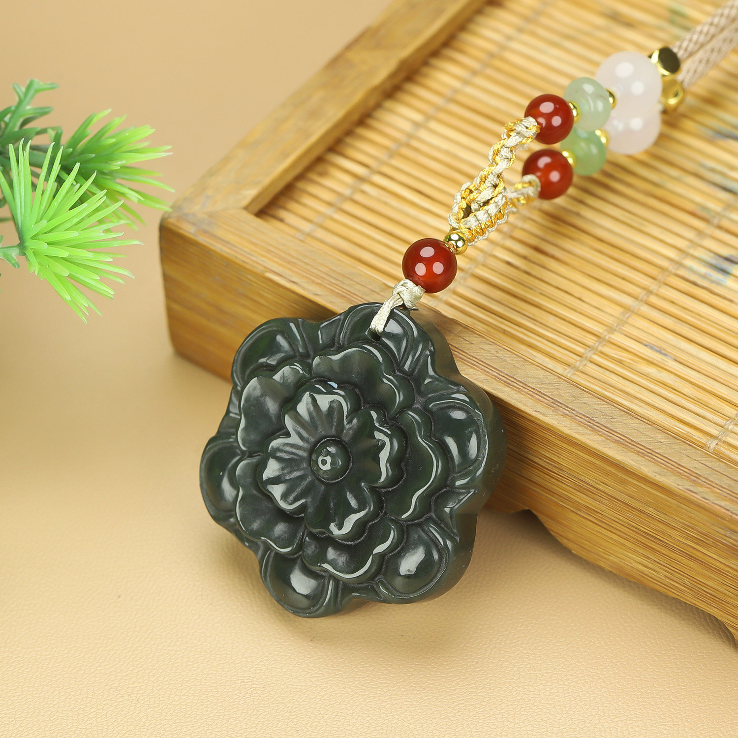 保真和田玉花开富贵玉吊坠天然新疆墨绿青玉吉祥项链挂件毛衣链坠