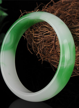 新疆和田玉青花冰种半飘花旺夫