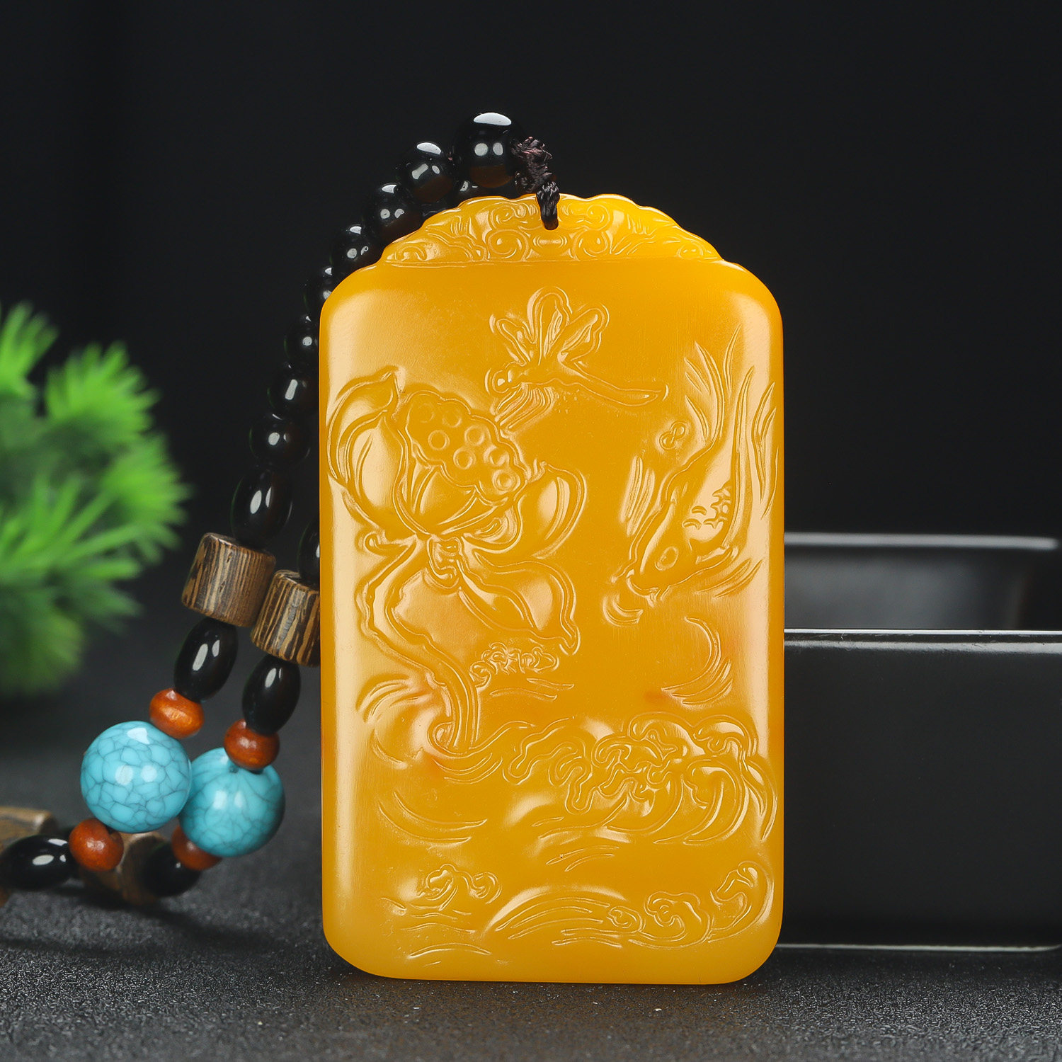 天然黄龙玉莲花牌手把件和田玉黄玉金鱼莲花平安玉石挂件把玩件