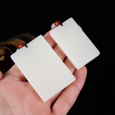 新疆和田玉平安牌子牌羊脂白玉