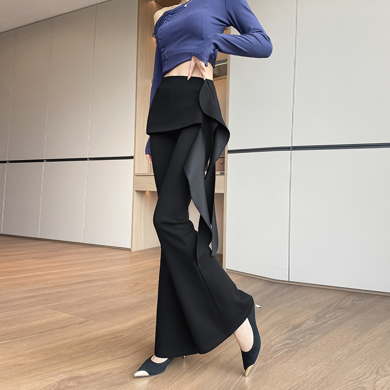 2026春秋新款假两件喇叭裤遮屁股显瘦屁帘裤气质高腰轻熟微喇长裤