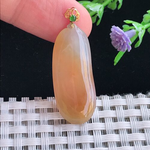 实拍A货翡翠32/13/4.5老坑18k金镶嵌冰润黄翡福瓜吊坠翡翠挂件