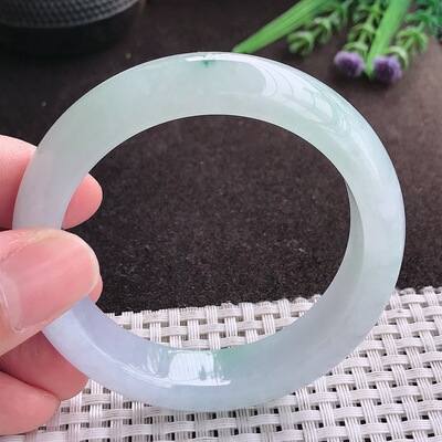 实拍A货翡翠54/13.7/8.7老坑冰胶果冻冰飘花手镯宽边玉镯