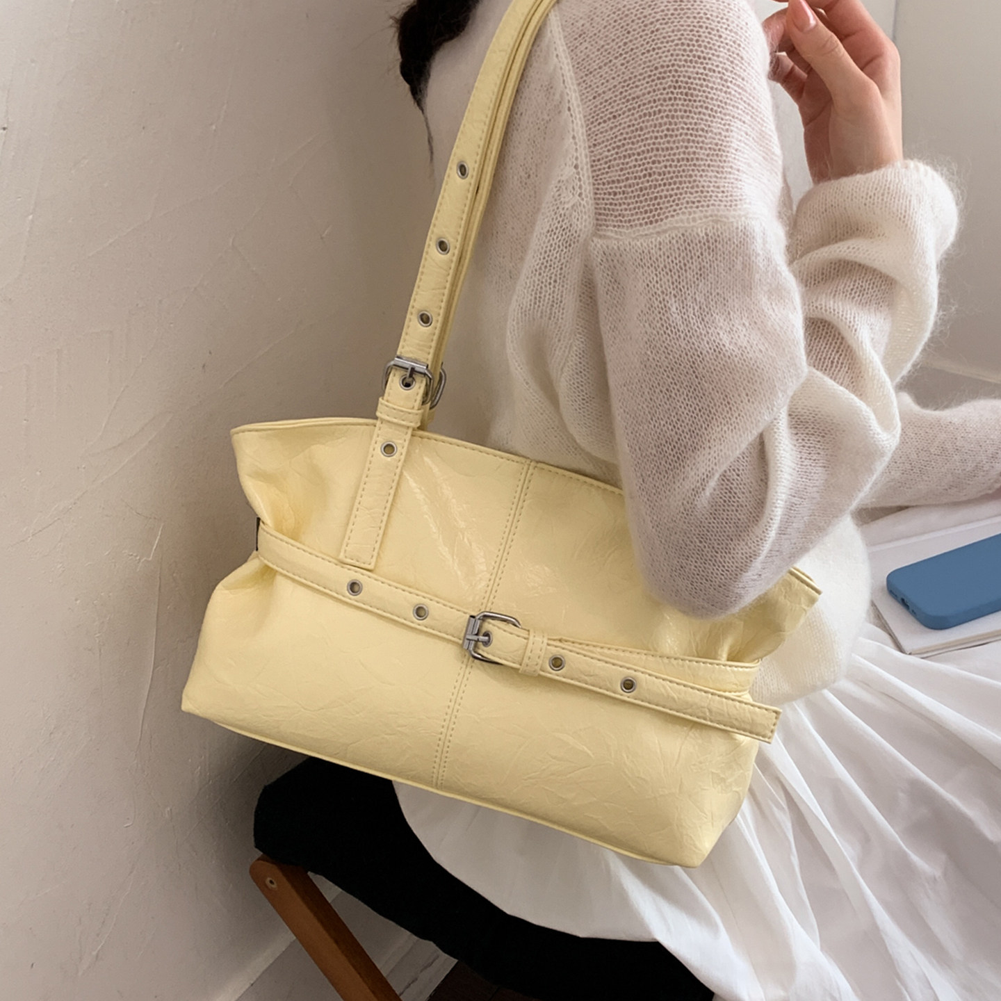 腋下包包女款2026新款潮春季时尚高级感轻奢小众单肩包通勤托特包