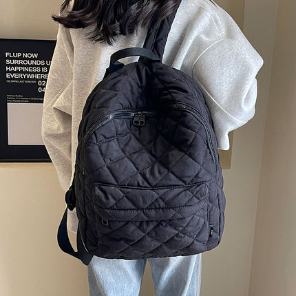 菱格绣线包包春季双肩包2025新款休闲书包大学生大容量手提包背包