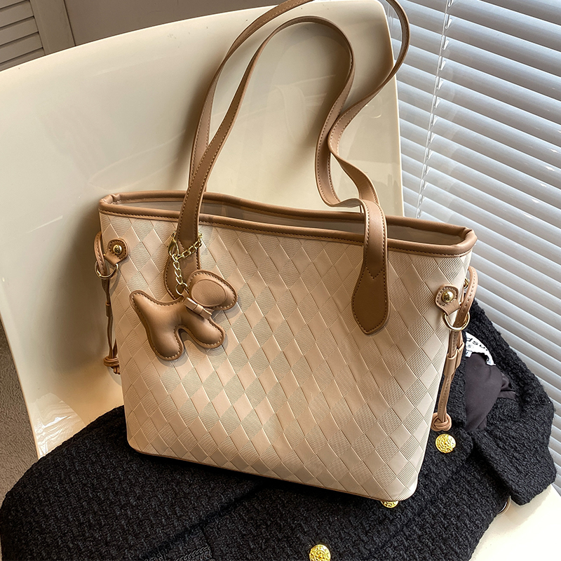 大容量单肩包时尚腋下百搭托特包