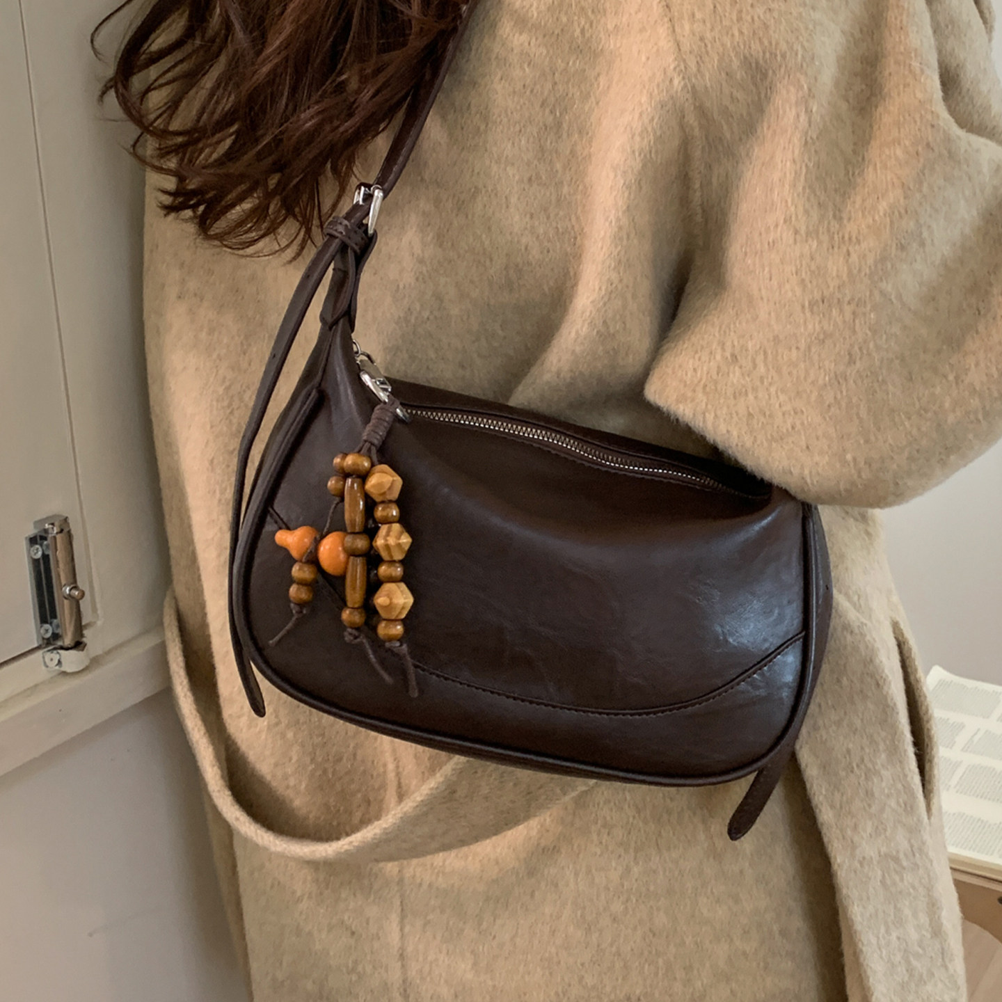 2025年新款时尚百搭斜挎包包