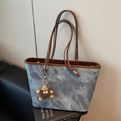 高级感单肩包上班通勤手拎包 时尚 大容量通勤托特包包女式 2026新款