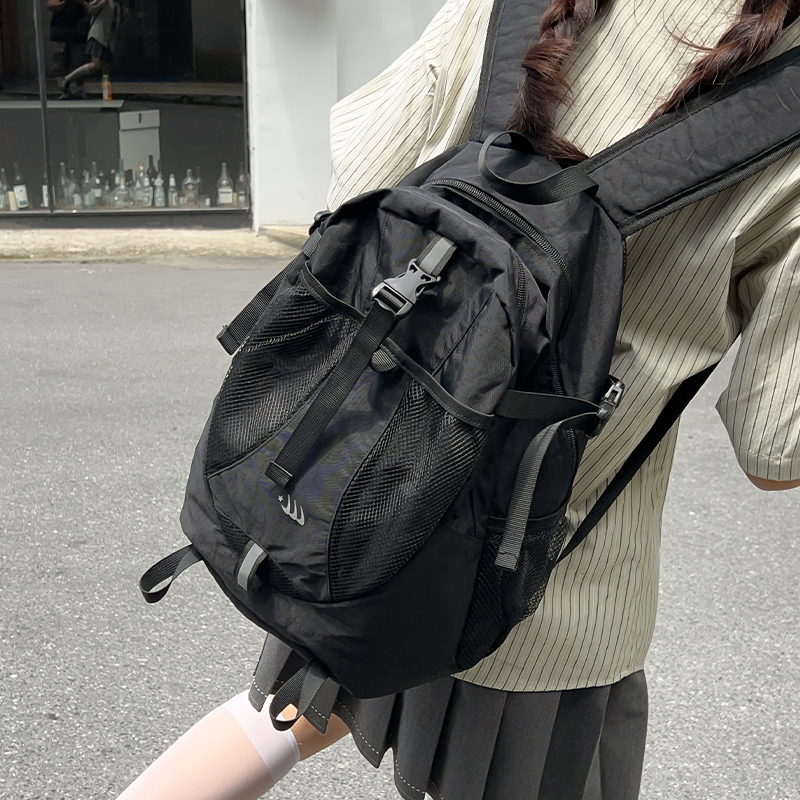 休闲登山包男运动出游骑行包包