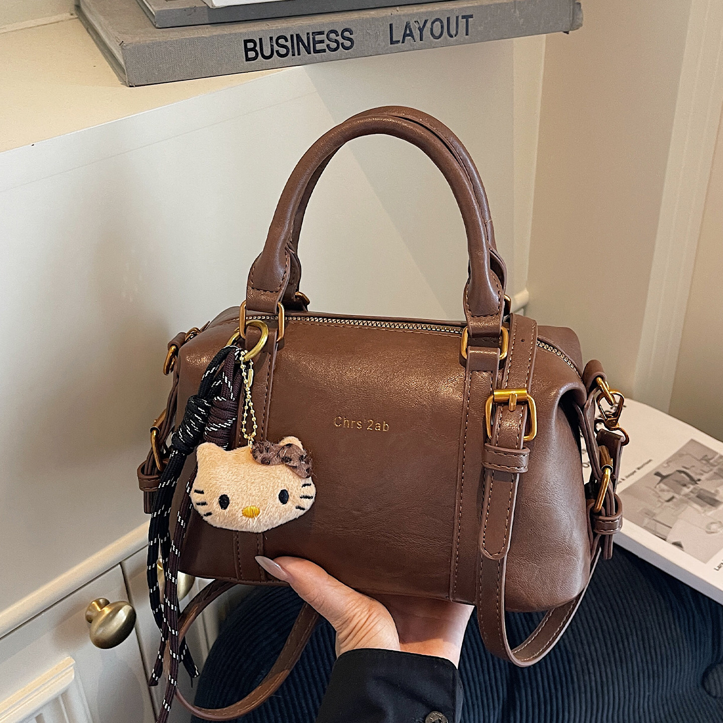 小众手提包包女式2025新款潮冬季高级感复古时尚单肩包通勤斜挎包,箱包皮具/热销女包/男包,通用款女包,淘宝优惠券,粉丝福利购,淘宝优惠卷