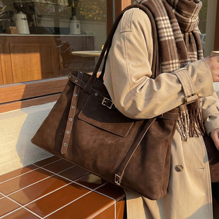 高级感包包女式2026新款潮复古托特包大容量单肩手提包通勤斜挎包
