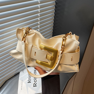 大容量包包女款2026新款小众超火褶皱单肩腋下包高级感通勤斜挎包