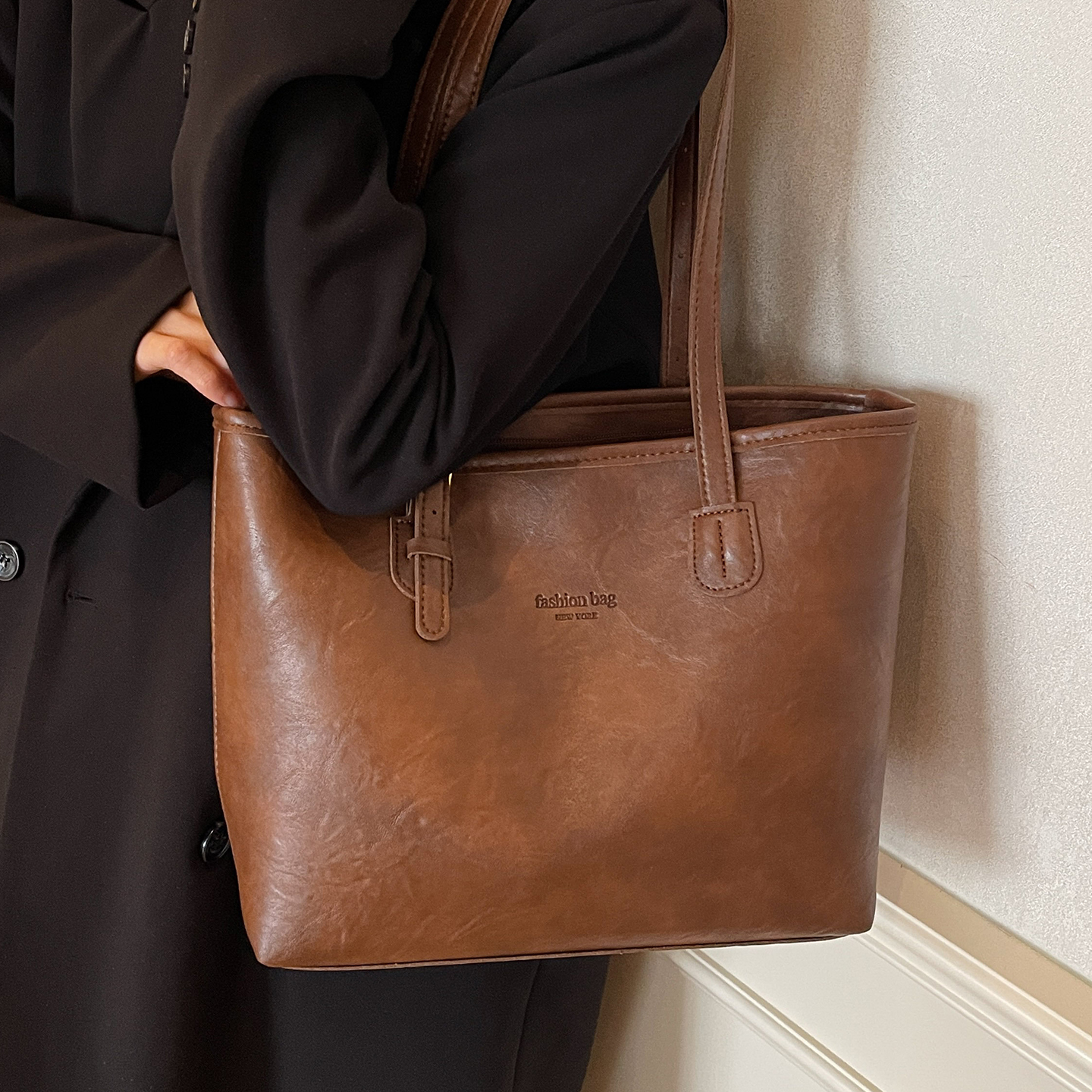 2025新款小众高级感通勤托特包