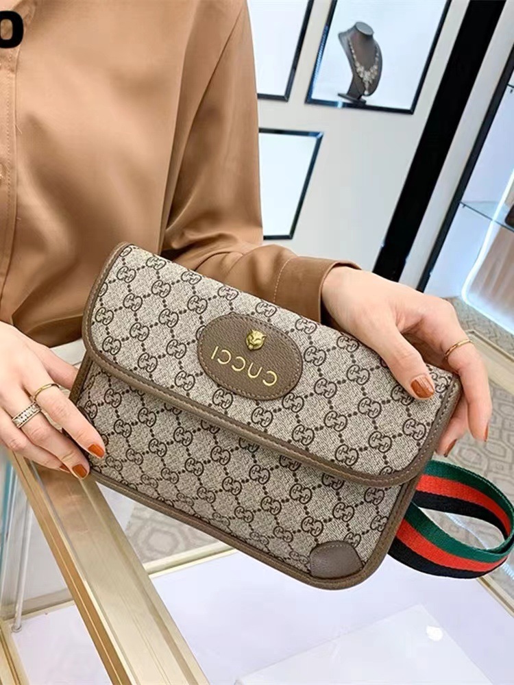 奥特莱斯撤柜今年流行高级感虎头腰包胸包复古印花单肩斜跨女包包