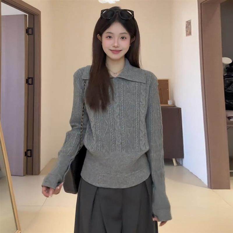 大码胖mm春季韩系灰色polo领麻花针织衫女收腰毛衣设计感打底上衣