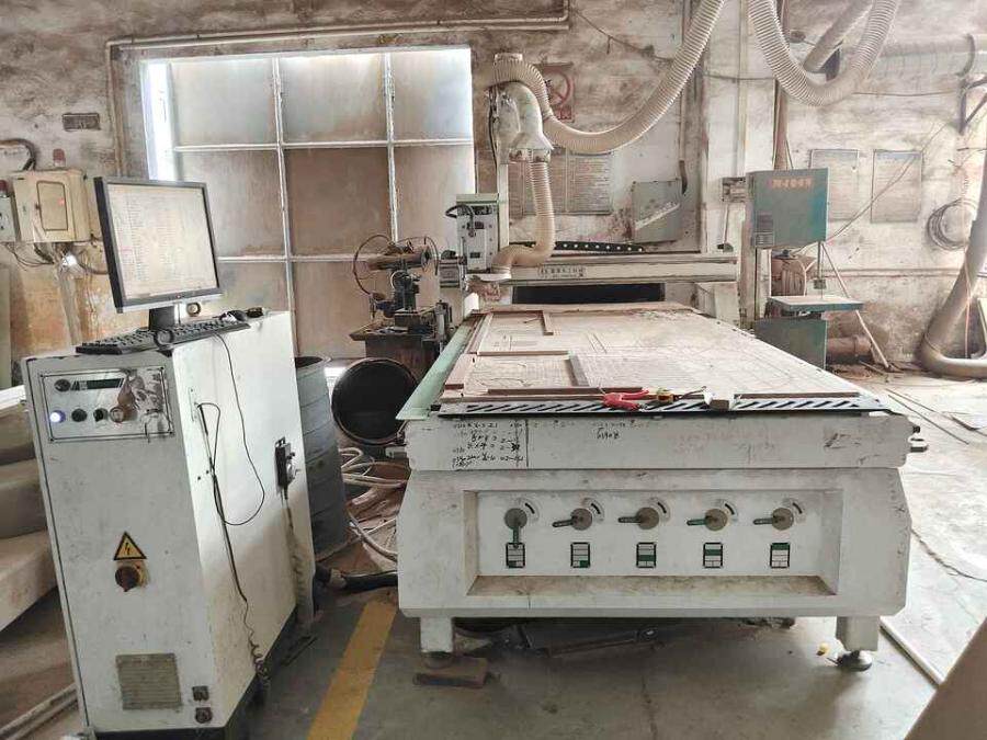 3月12日佛山市家具公司所有的机器设备一批网络拍卖公告