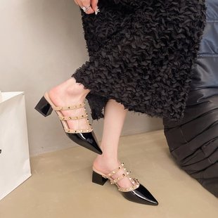 尖头柳钉包头拖鞋女士2025年春夏季时尚气质配裙高跟鞋外穿懒人鞋