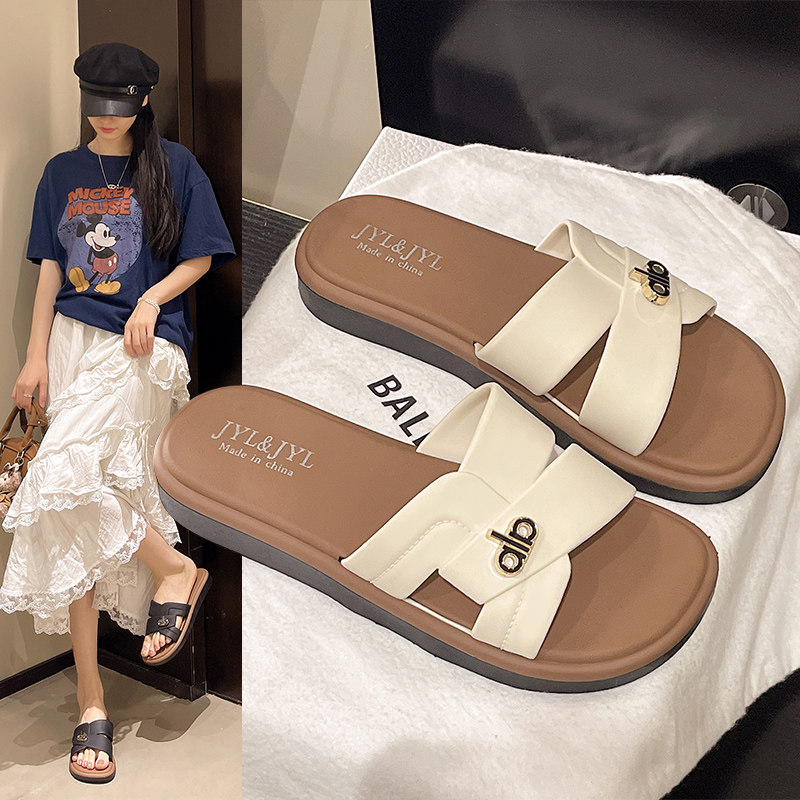 自留版~配裙子法式绝美平底小凉拖鞋女新夏季外穿外出时尚沙滩鞋