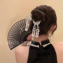 凤尾铃蝶~新中式清冷蝴蝶短款U型发簪女发梳头饰小众国风苗银发饰