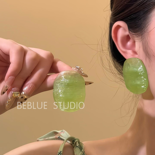 夏日青苹果~王菲同款绿色虾皮小众设计耳环女高级感圆形耳钉耳饰