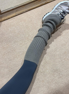 拿捏秋冬氛围感！袜套+leggings叠穿时髦又高级~竖纹收口显瘦保暖