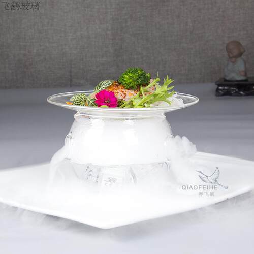 干冰冒烟酒店美食个性料理意境菜