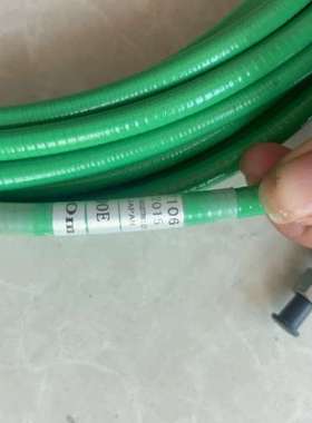 适用激光机光纤线ST200E，线长10米，成色如图，绿色护套议价