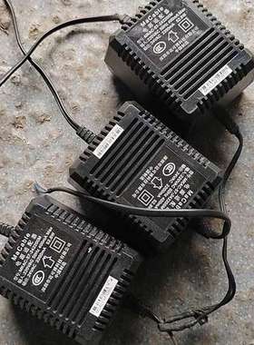 适用迈可博电源适配器 MKAC-57-242200M，输入220议价