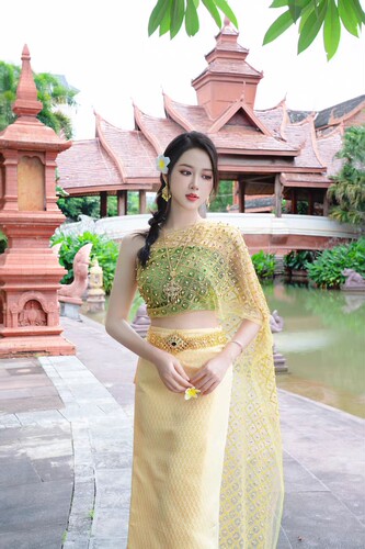 影楼衣服泰国旅拍西双版纳