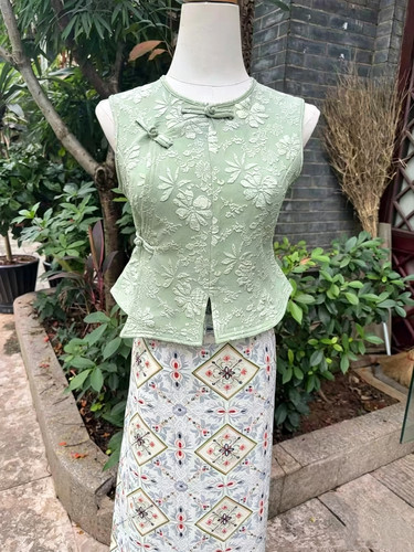 云南西双版纳傣族改良版泰国服装女士马甲日常装泰国新中式服装