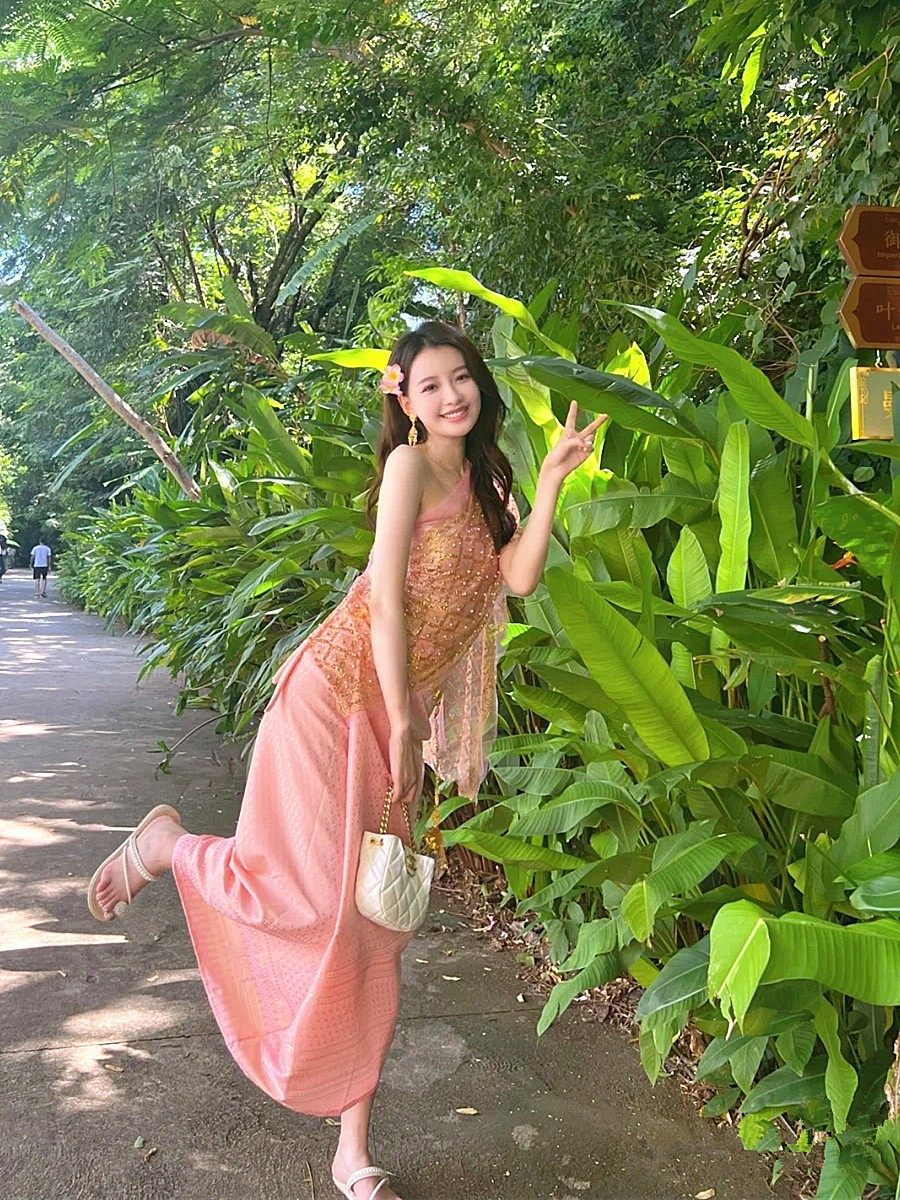 鞠婧祎明星网红同款夏季穿傣服泰民族服装钉珠披肩裹抹胸裙子写真