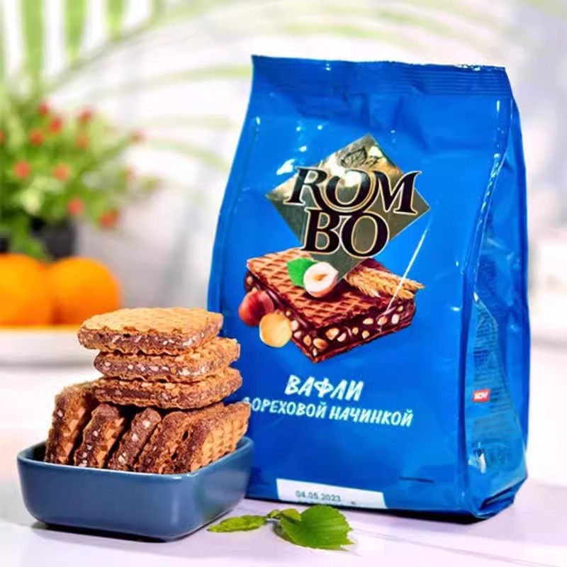 巧克力榛子夹心威化俄罗斯进口饼干可可脂KDV休闲零食品原装200克