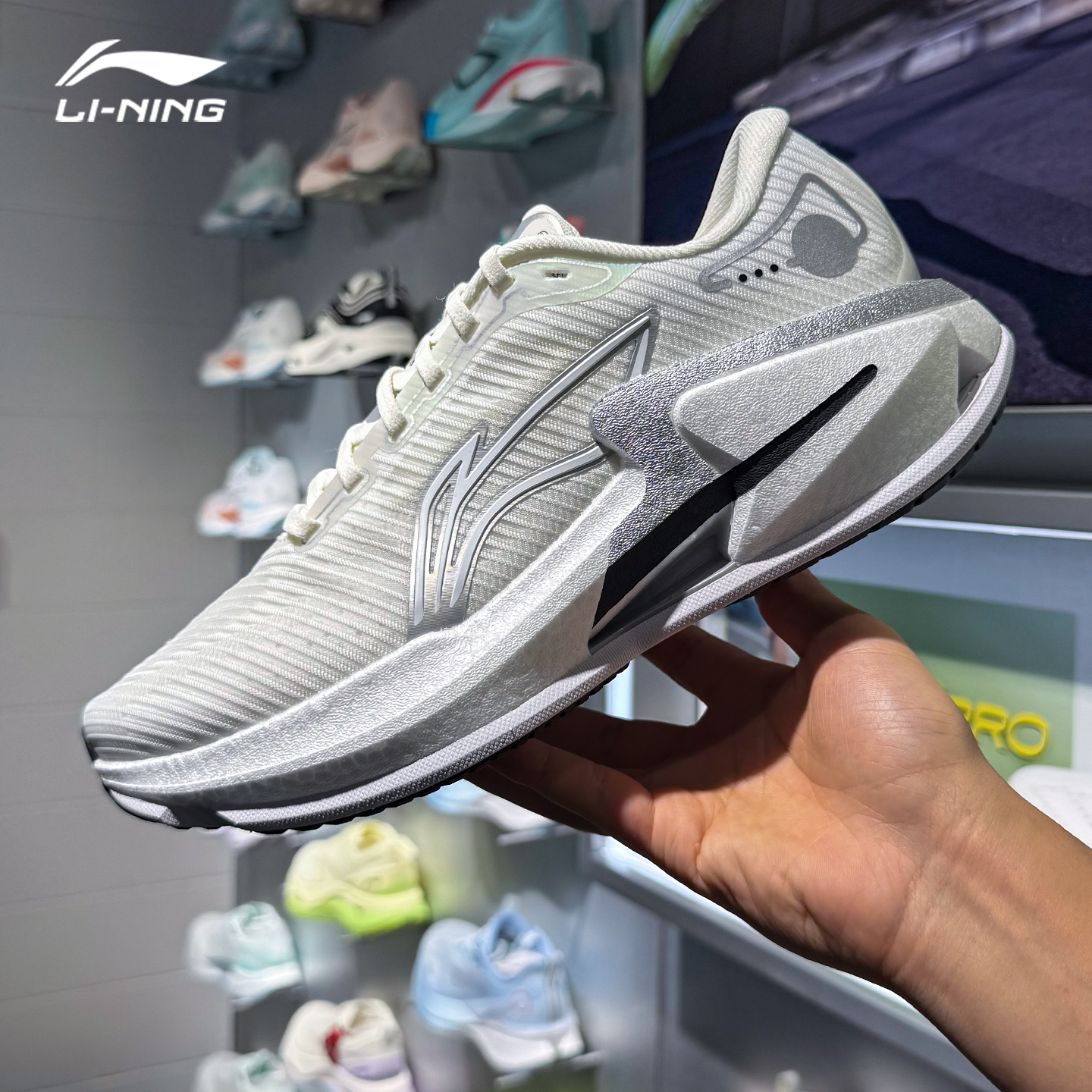 李宁烈骏8运动跑步鞋ARZV005